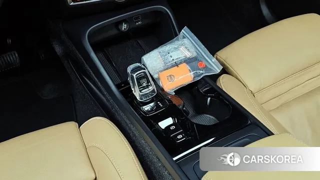 Volvo XC40 id 3529335 из Кореи 19