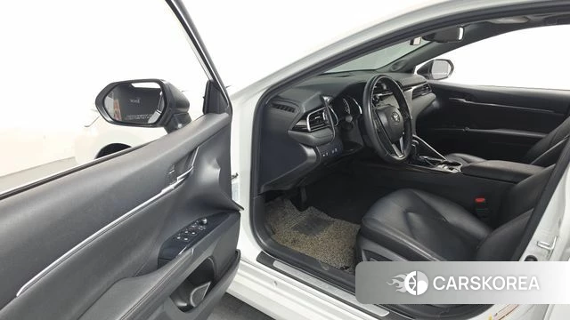 Toyota Camry (XV70) id 4197091 из Кореи 29