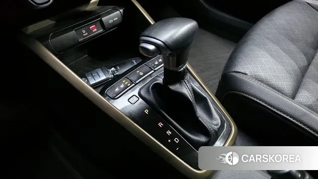 Kia Stonic id 3499841 из Кореи 19