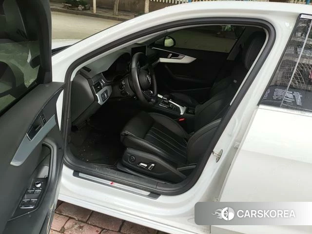 Audi A4L id 4208983 из Китая 9