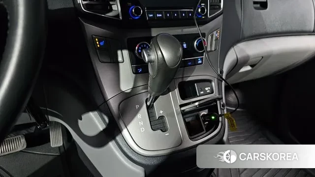 Hyundai The New Grand Starex id 3557621 из Кореи 19