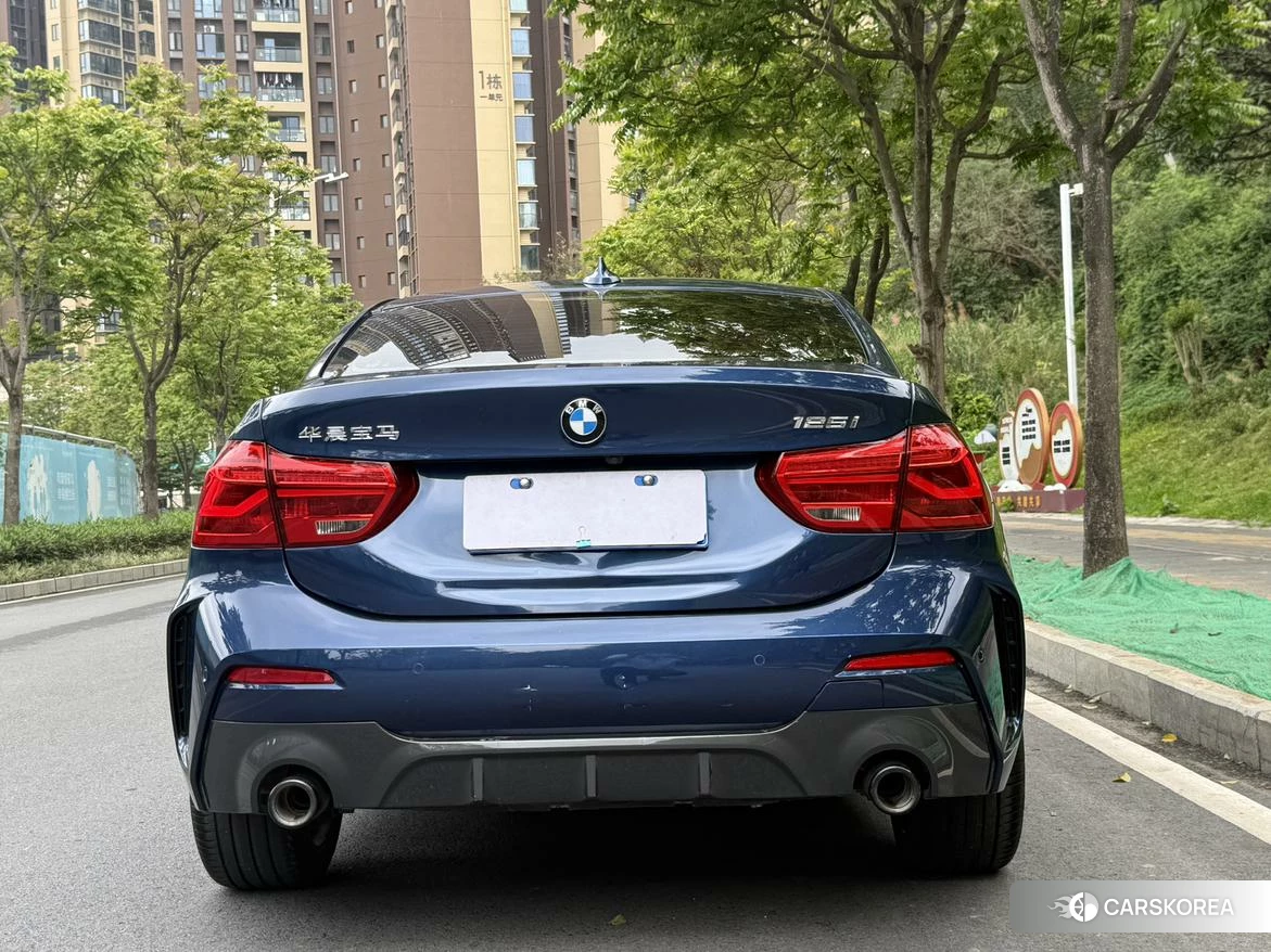 BMW 1 series id 4512909 из Китая 9