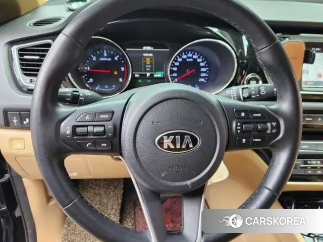 Kia The New Carnival id 2994984 из Кореи 11