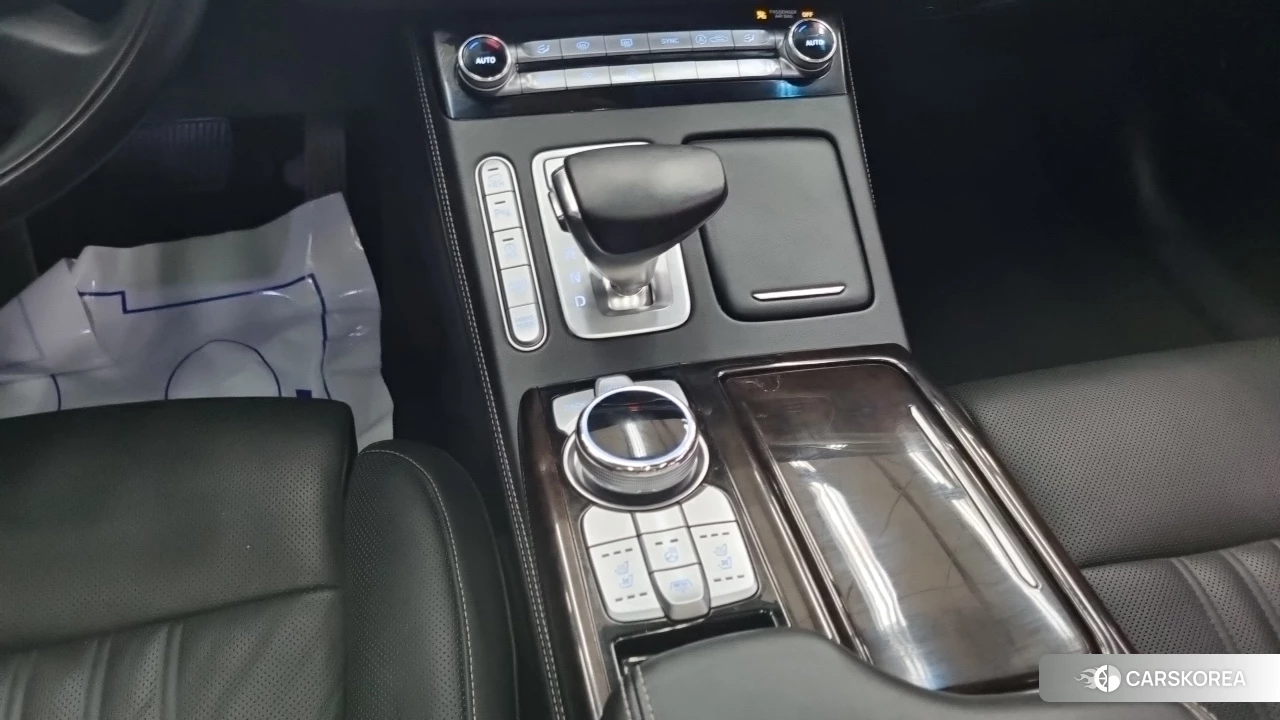 Genesis G90 id 4482608 из Кореи 17