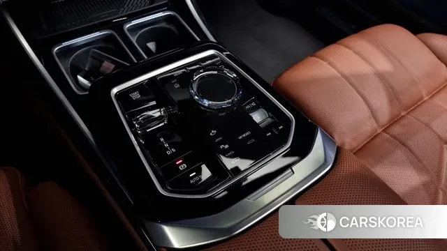 BMW 7 Series (G70) id 3457146 из Кореи 19