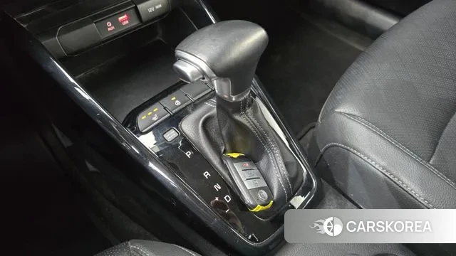 Kia Stonic id 3055648 из Кореи 19