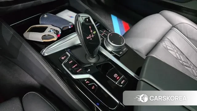 BMW 5 Series (G30) id 3012360 из Кореи 19