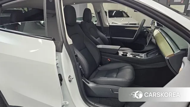 Tesla Model Y id 3207070 из Кореи 19