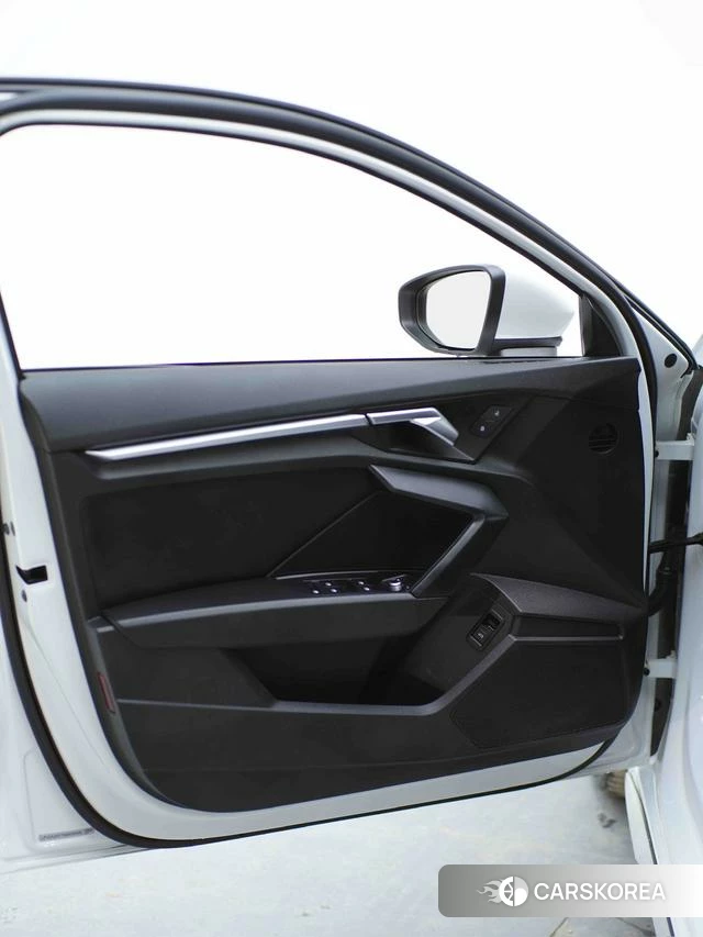 Audi A3 id 4348751 из Китая 28
