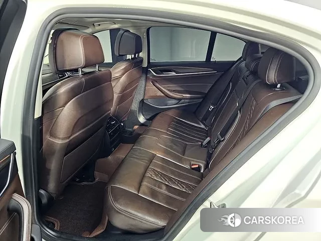 BMW 5 Series (G30) id 3754536 из Кореи 19