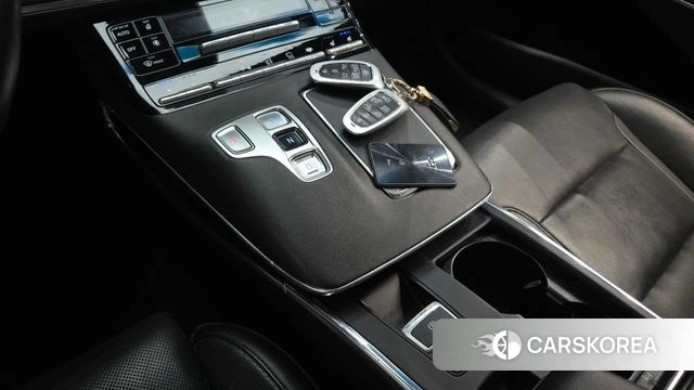 Hyundai The New Grandeur IG id 4764485 из Кореи 19