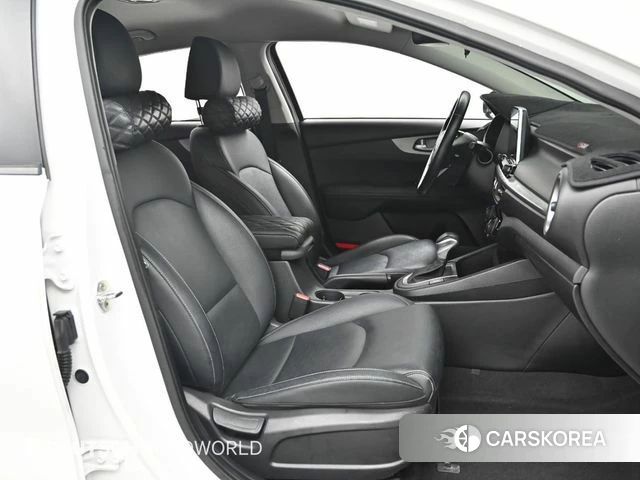 Kia Come New K3 id 4377574 из Кореи 18