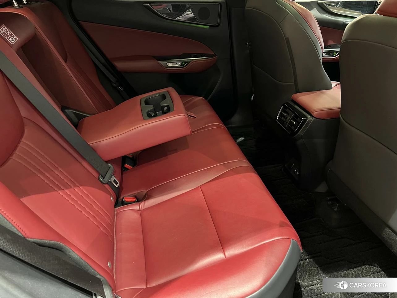 Lexus NX id 4440463 из Китая 17