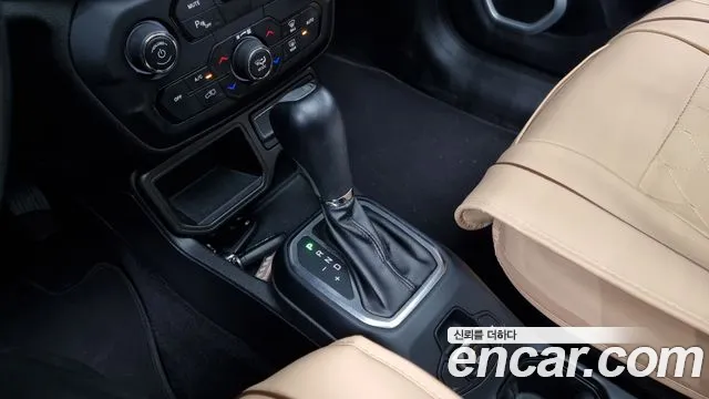 Jeep Renegade id 2436175 из Кореи 19