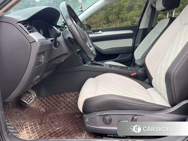 Volkswagen Magotan id 4313434 из Китая 9