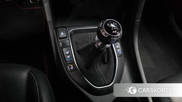 Hyundai Veloster (JS) id 4856358 из Кореи 31