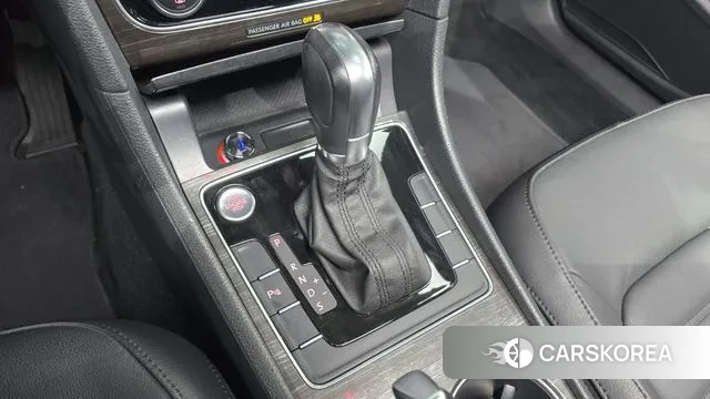 Volkswagen The New Passat id 3413247 из Кореи 19