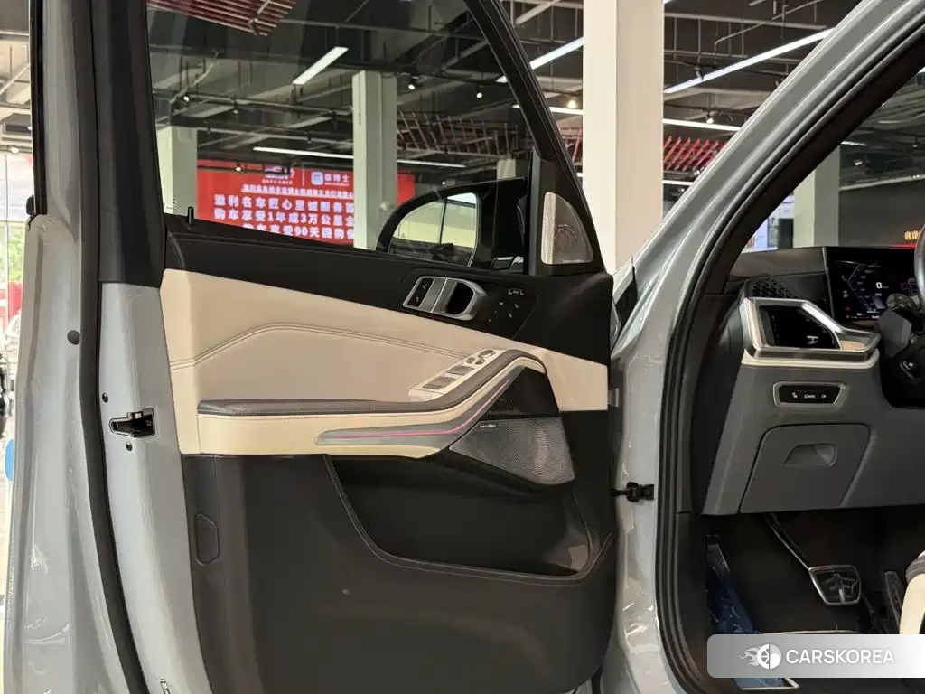 BMW X7 id 4600499 из Китая 25