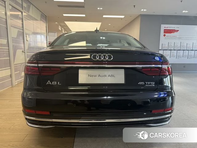 Audi A8 id 4264519 из Китая 9