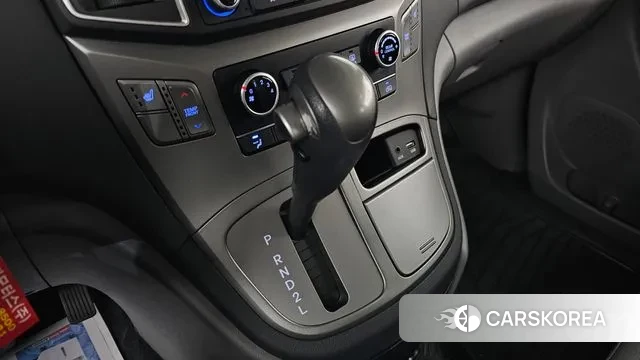 Hyundai The New Grand Starex id 3718418 из Кореи 19