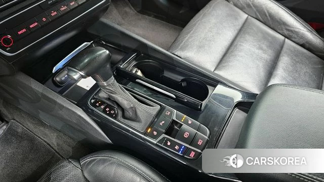 Kia Come New K7 id 3796399 из Кореи 19