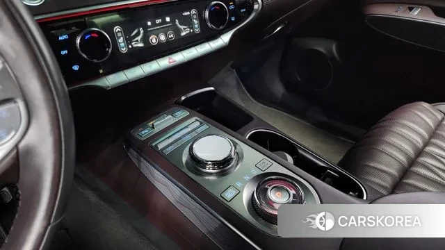 Genesis GV70 id 3389821 из Кореи 19