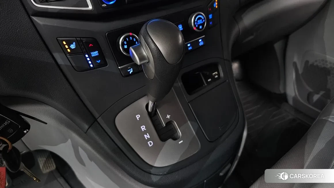 Hyundai The New Grand Starex id 1855075 из Кореи 19