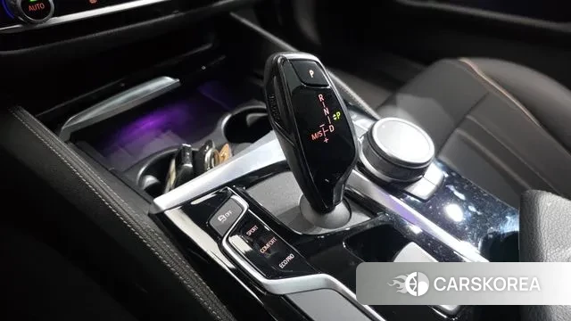 BMW 5 Series (G30) id 3374827 из Кореи 19