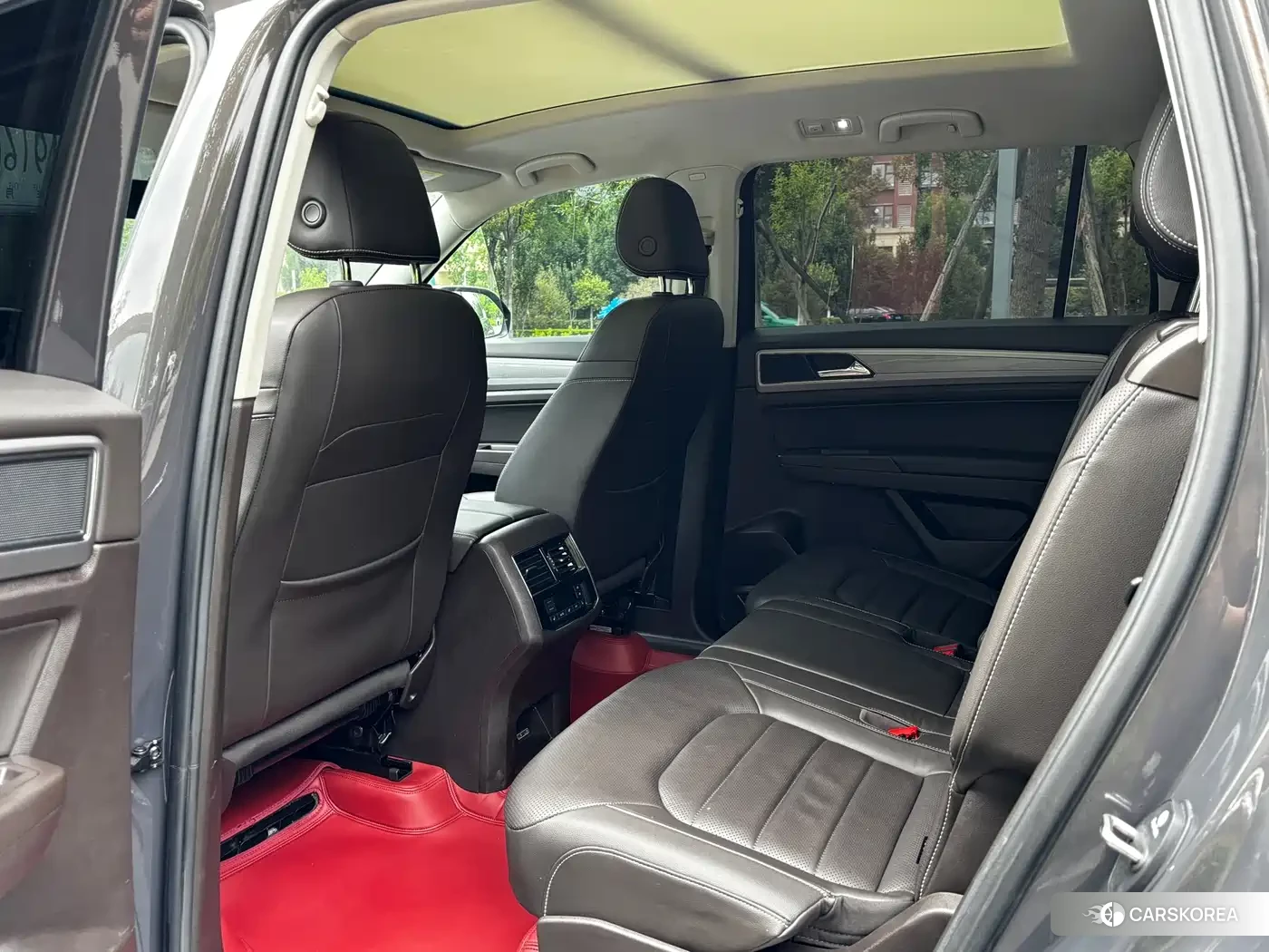 Volkswagen Teramont id 4548268 из Китая 9