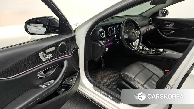 Mercedes-Benz E-Class W213 id 3925195 из Кореи 19
