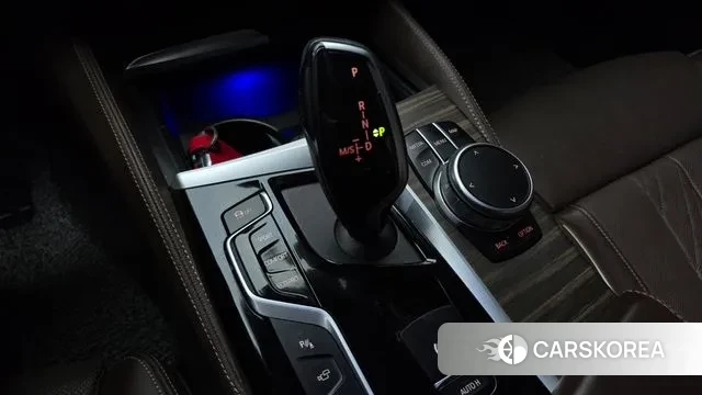 BMW 5 Series (G30) id 3307822 из Кореи 19