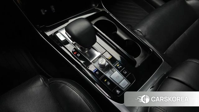 Kia K7 Premier Hybrid id 4339214 из Кореи 31