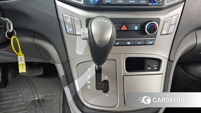 Hyundai The New Grand Starex id 3935986 из Кореи 19