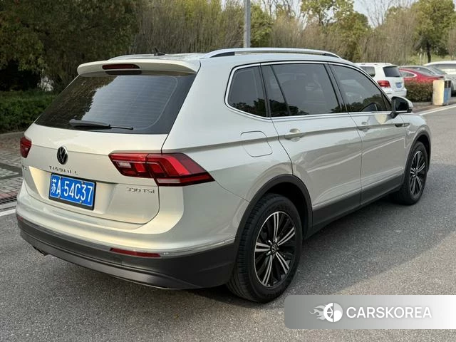 Volkswagen Tiguan L id 4265534 из Китая 9
