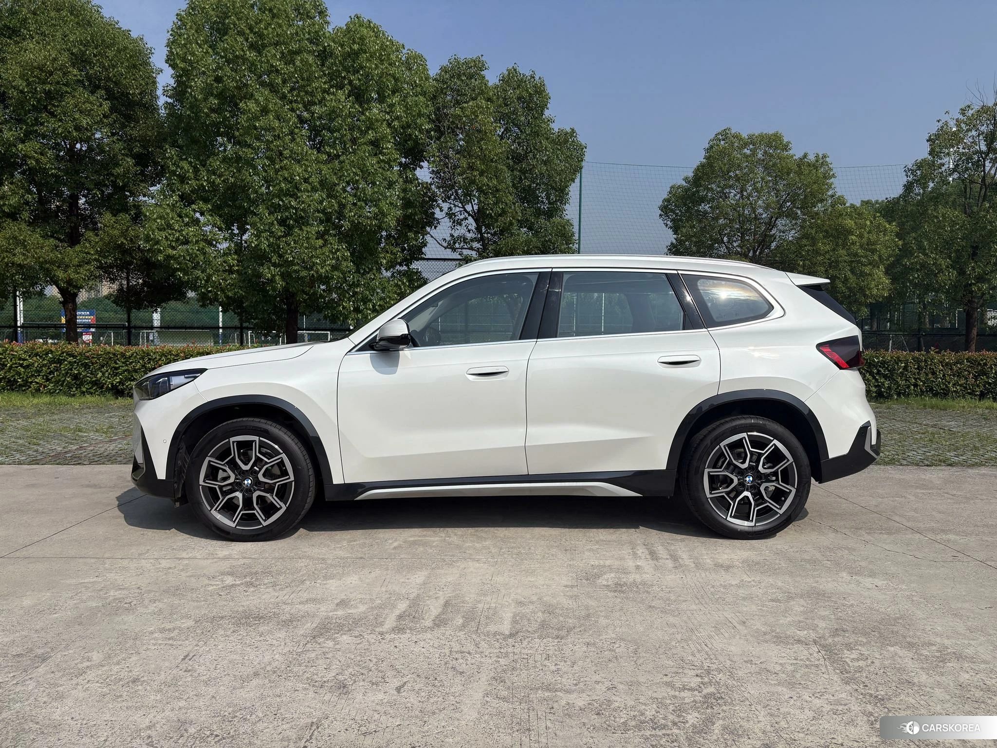 BMW X1 id 4504839 из Китая 8