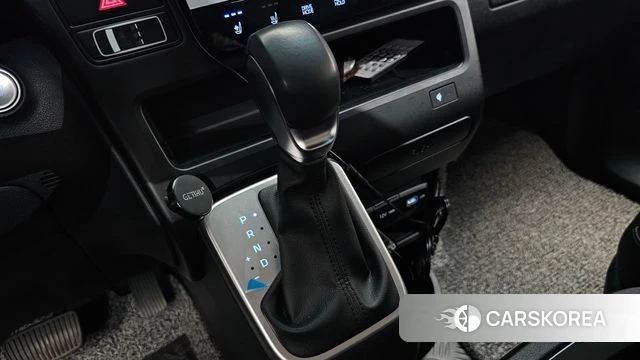 Hyundai Staria id 4244799 из Кореи 19