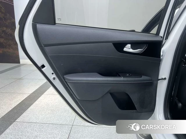 Kia K3 id 4277002 из Китая 24