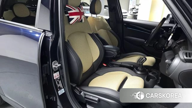 Mini Cooper S id 3831775 из Кореи 19