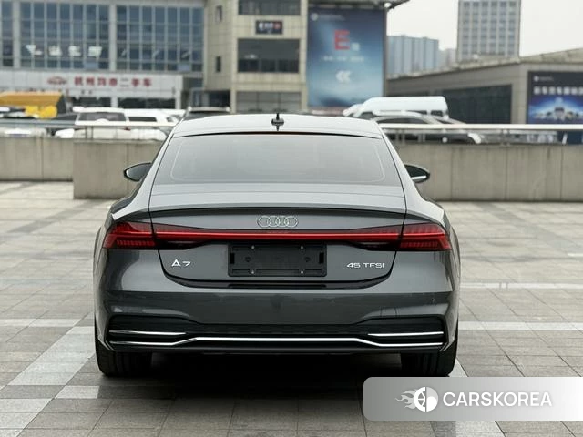Audi A7 id 4273099 из Китая 19