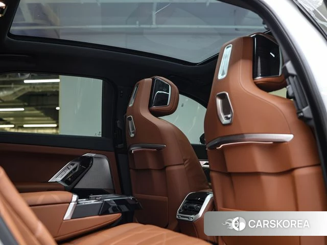 BMW 7 Series (G70) id 4511130 из Кореи 19