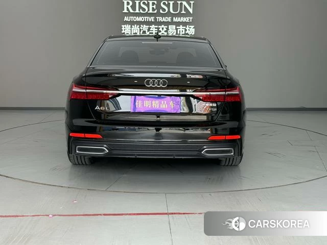 Audi A6L id 4290866 из Китая 14