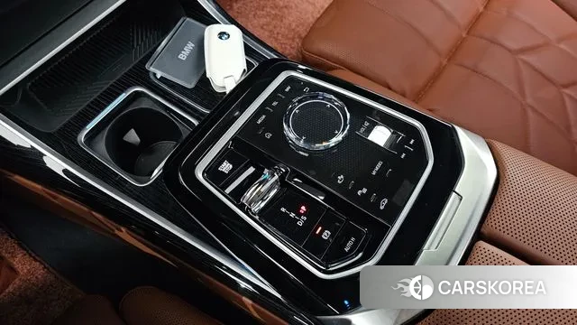 BMW 7 Series (G70) id 3103894 из Кореи 19