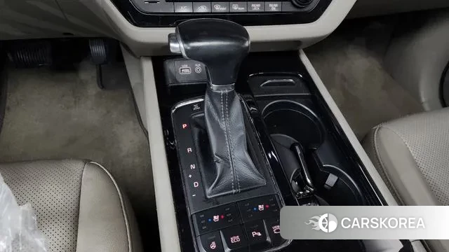 Kia All New Carnival id 3403240 из Кореи 19