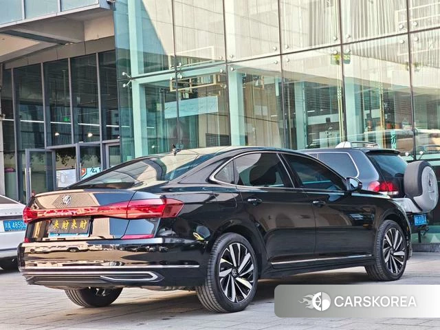 Volkswagen Passat id 4290657 из Китая 20