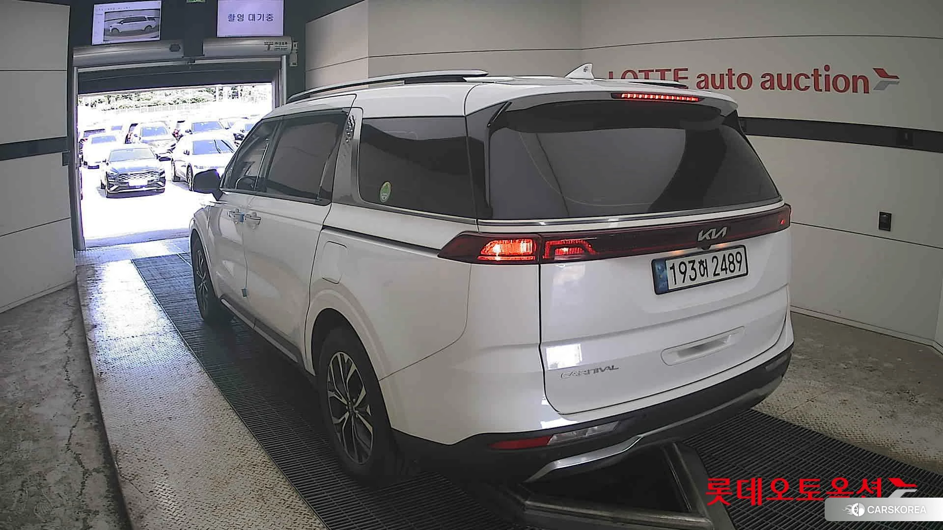 Kia Carnival id 4674159 из Кореи 36