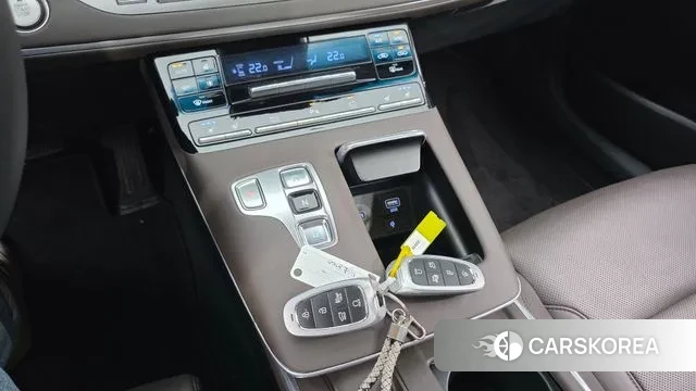 Hyundai The New Grandeur IG id 3038057 из Кореи 19