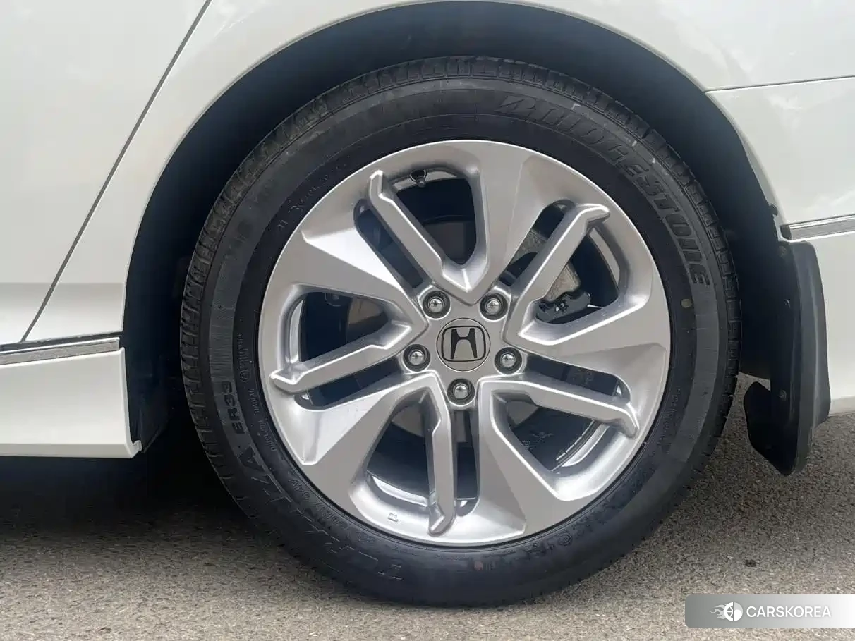 Honda Accord id 4539122 из Китая 19