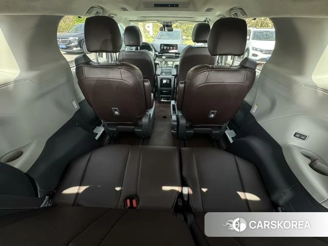 Toyota Saina id 4273634 из Китая 19
