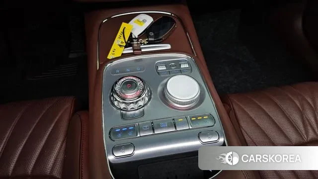 Genesis G90 (RS4) id 3508184 из Кореи 19