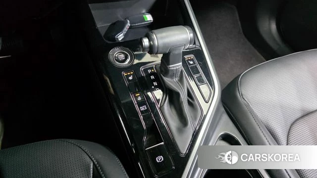 Kia Di Ol Nu Niro id 3842647 из Кореи 19